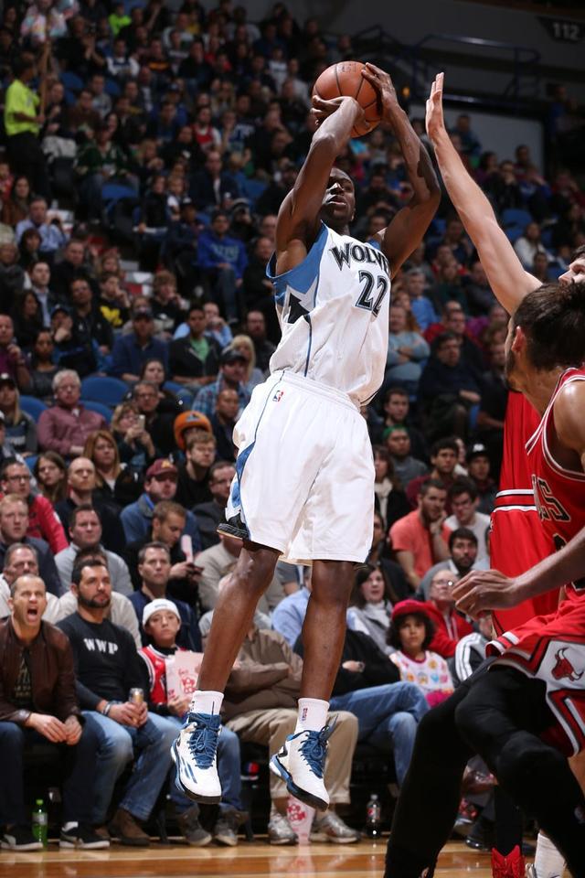 风云突变明尼苏达森林狼转会期战术微调；CBA常规赛版图或变；目标明确；更衣室氛围转暖(美国明尼苏达圣玛丽大学入学要求高不高)-九游官网