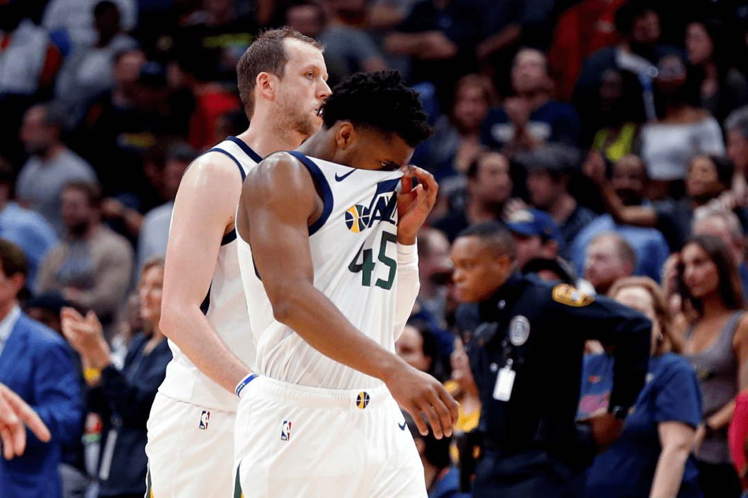 包含清晨法国杯传出新动向，奥兰多魔术扳平良机，管理层表态——话题不断，球队文化再被提及的词条-jiuyou