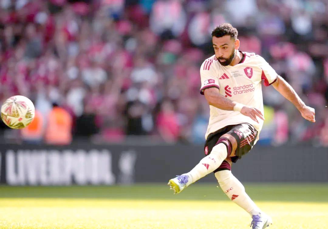 社区盾倒计时，利物浦关键时刻回应争议，细节引发关注，更衣室稳定，轮换策略成焦点的简单介绍-九游官网